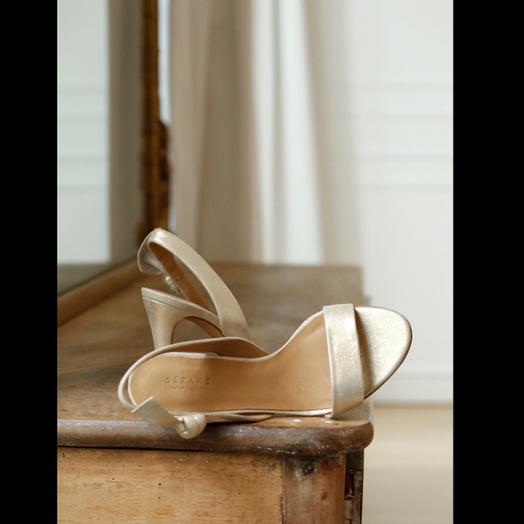 Sezane Shoes - Sézane Emma Gold Leather Sandals